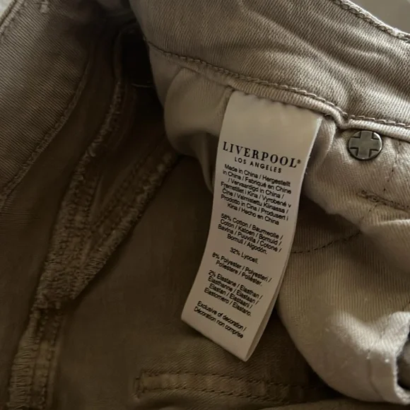 Women’s Liverpool size 2/26 jeans. Biscuit tan color - Picture 13 of 14